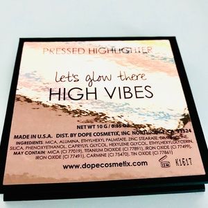 Dope Cosmetix Let’s Glow Together Highlighter